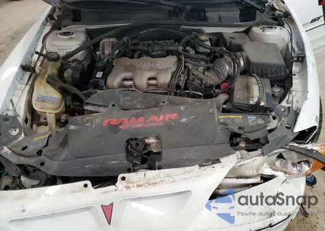 2002 Pontiac Grand Am Gt из США, поврежденный, VIN 1G2NW52E32M620836